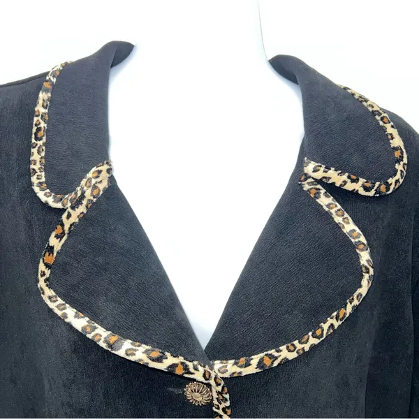 Courtenay Women’s Short Sleeve Casual Black Button Down Top w/Leopard Print Trim - Image 4