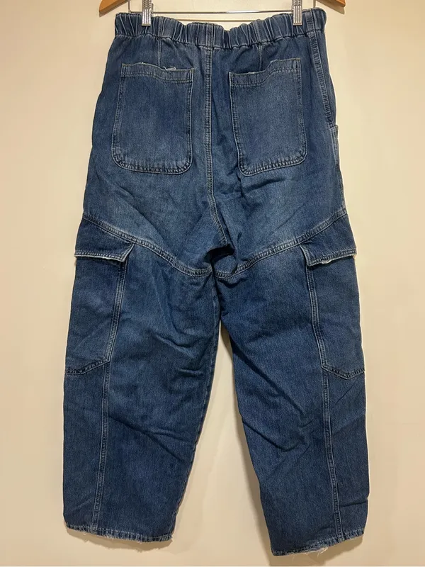 We The Free All Star Pull on Low Slung Cargo Barrel Leg Jeans Size Large - Image 5