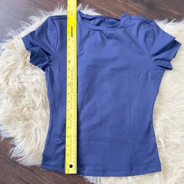 NWOT Automet Dark Blue Tight Slimming Workout Basic Crewneck T-Shirt XS - Image 4
