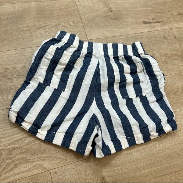 PACT organic striped shorts size small - Image 3
