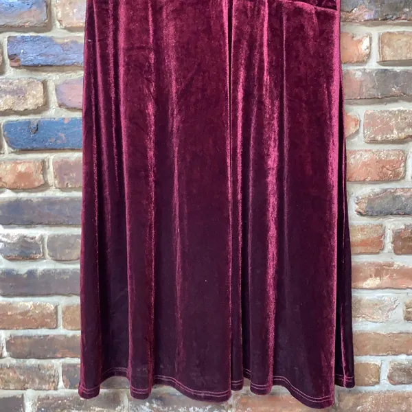 NWOT Lulu's Mesmerizing Elegance Red Velvet Back Bow Maxi Dress Women's Large - Image 9
