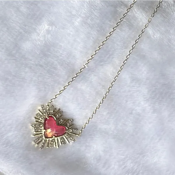 Kendra Scott Dolly Parten Ari Heart Gold-plated Pendant in Pink - Image 6