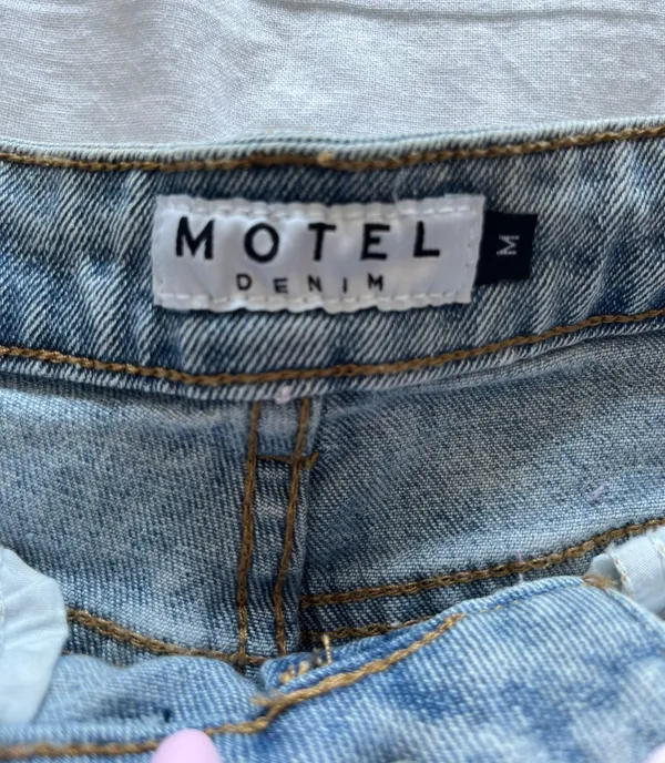 Motel Rocks Light Wash Jeans - Image 4