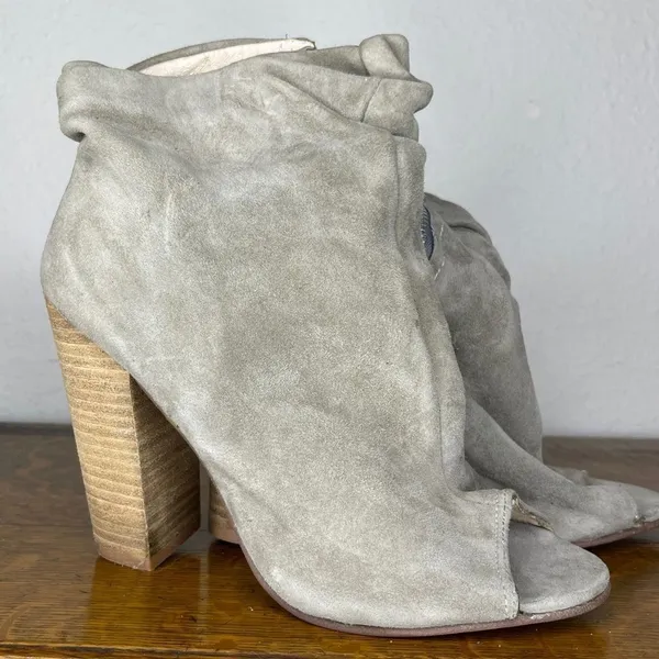 Chinese Laundry‎ Suede Heels - Image 5