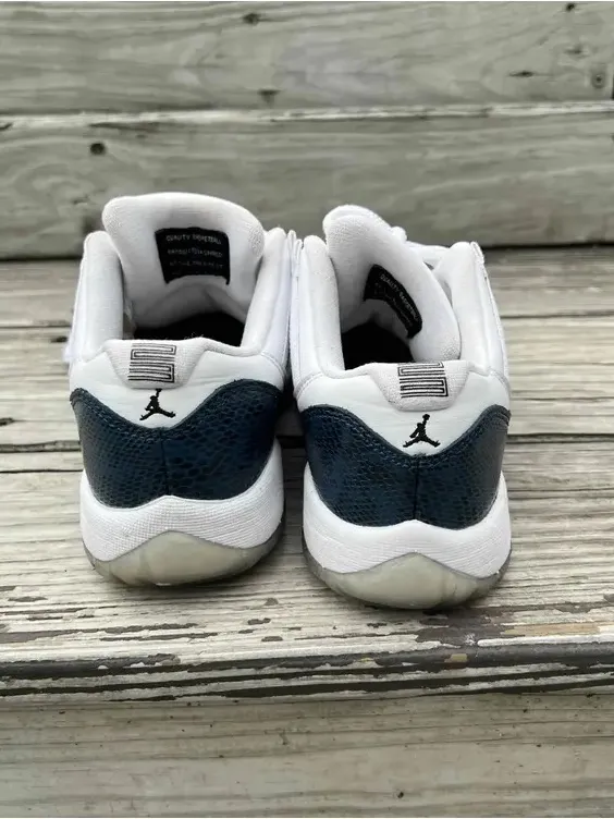 Jordan 11 Retro Low GS 'Navy Snakeskin' 2019 Size 4.5y Women’s Size 6 - Image 5
