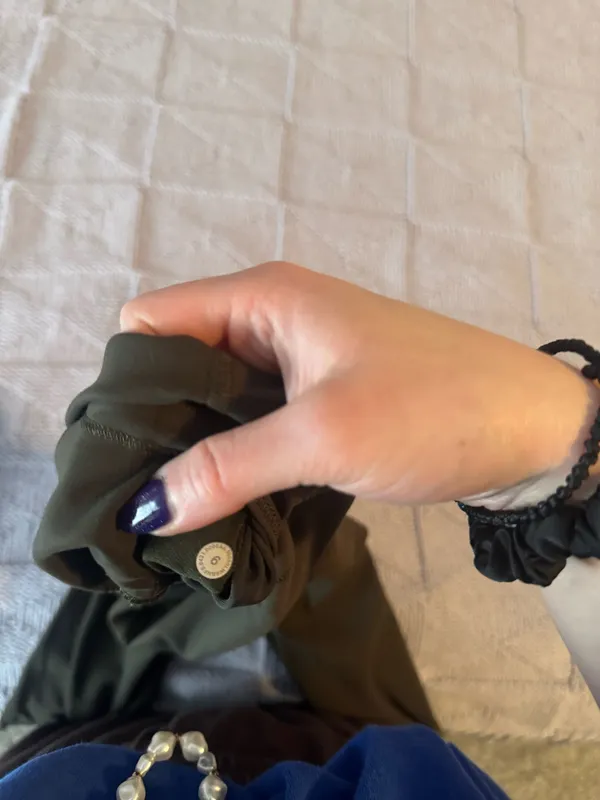 Lululemon Leggings - Image 4