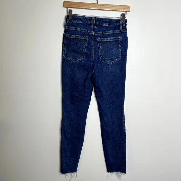 Good American Good Legs High Rise Jeans - Image 3