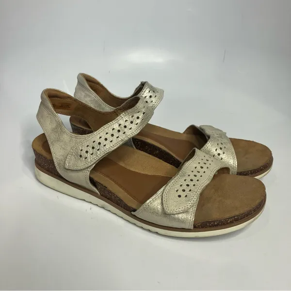 Cobb Hill May Wave metallic sandals silver ankle strap women’s size 9‎ casual - Image 2
