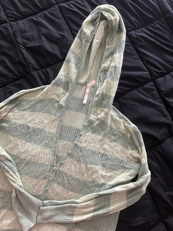 {AEROPOSTALE} Light and Dark Green Striped Hooded Button Pullover - Image 5