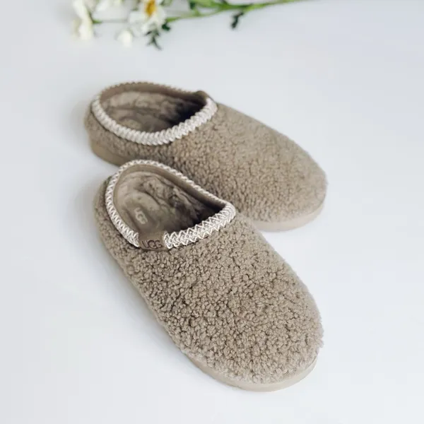 UGG Tazz Maxi Curly Genuine Shearling Slipper Grey - Image 4