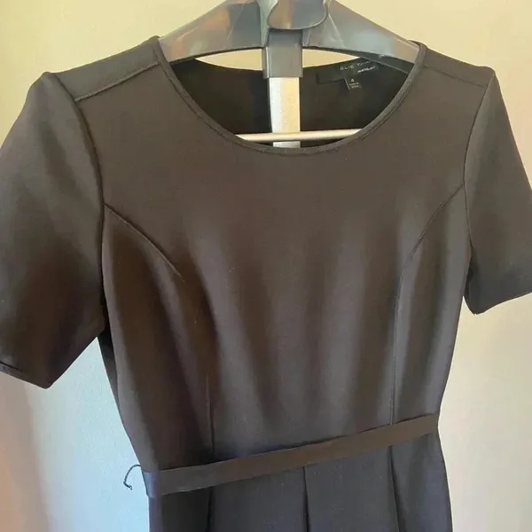 Elie Tahari Dress City Scape Buildings‎ New York Black White Size 4 Fit & Flare - Image 3