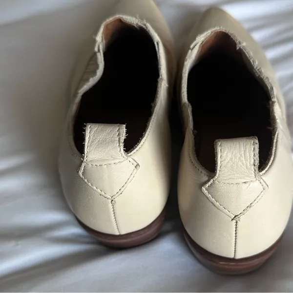Frye Carson women’s ancle light Cream Leather Boots size 7 - Image 5
