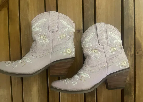 Pink Embroidered Short Dingo Boots - Image 2