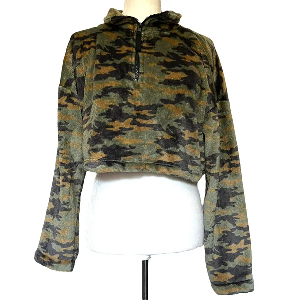 Y2K Urban Outfitters Camo Fuzzy Crop Pullover Womens Jacket Sz S Grunge Indie - Image 2