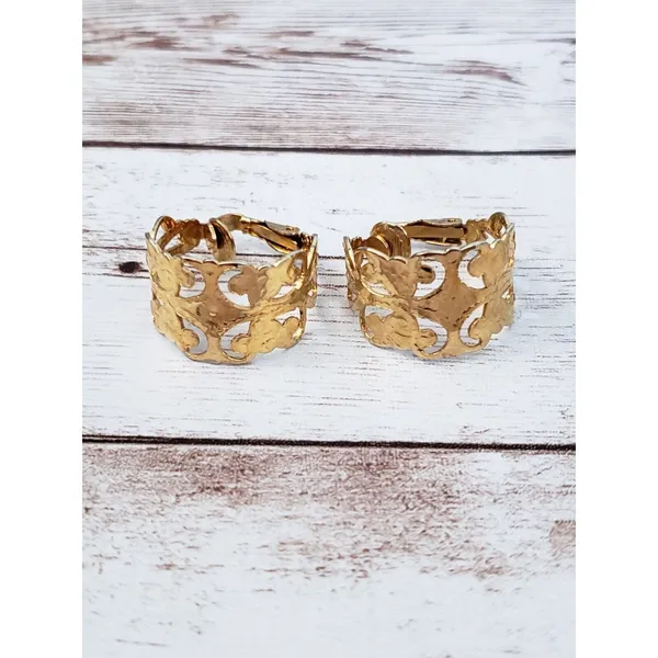 Vintage Clip On Earrings - Ornate Chunky Gold Tone Cut Out Hoops - Image 8