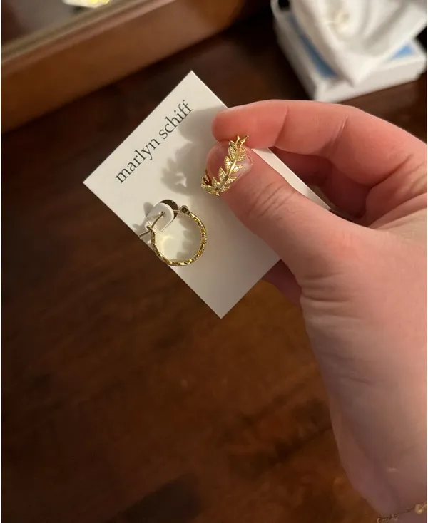 hoop earrings - Image 2