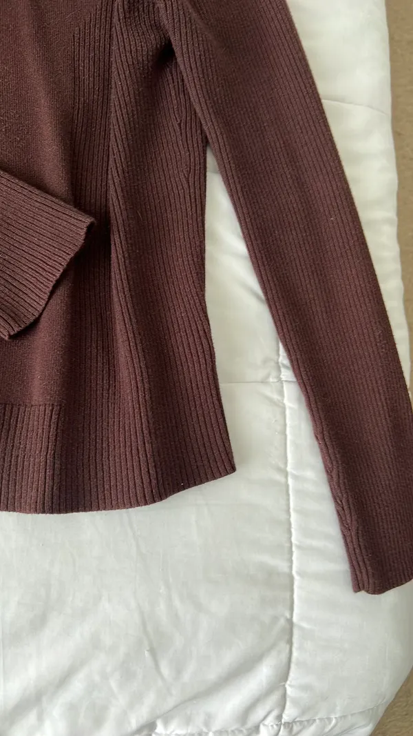 Brandy Melville Zip Up - Image 6