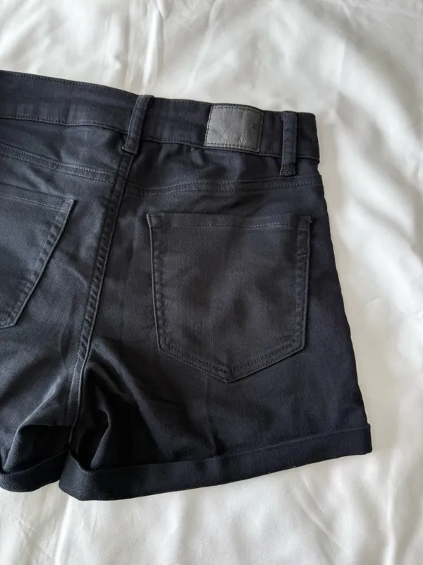 Black Seriously Stretchy High-Rise Midi Shorts - Image 5