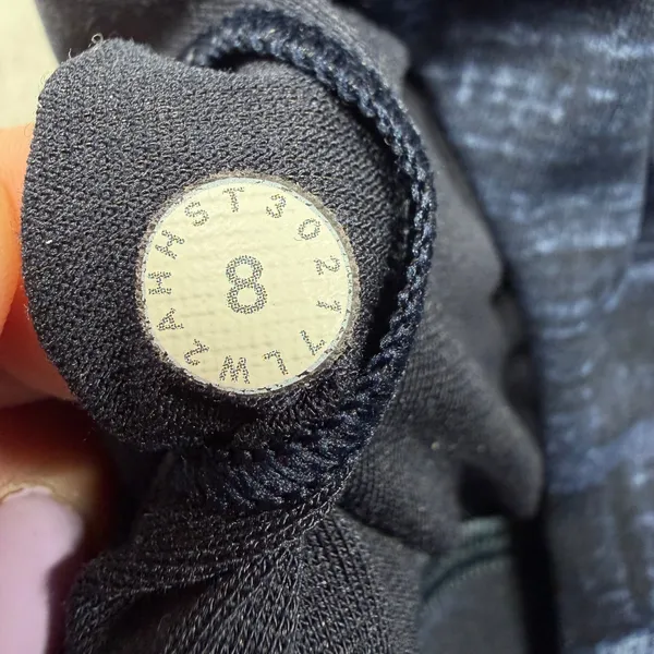 Lululemon Invigorate Bra Women’s Size 8 Transition Multi Midnight Navy - Image 4
