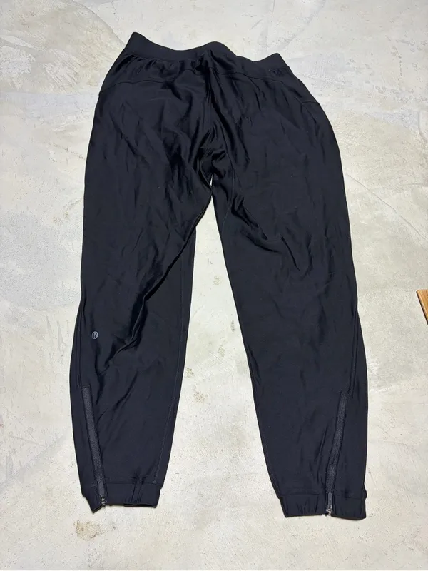 Lululemon adapted state Black Jogger Pants 10 - Image 3