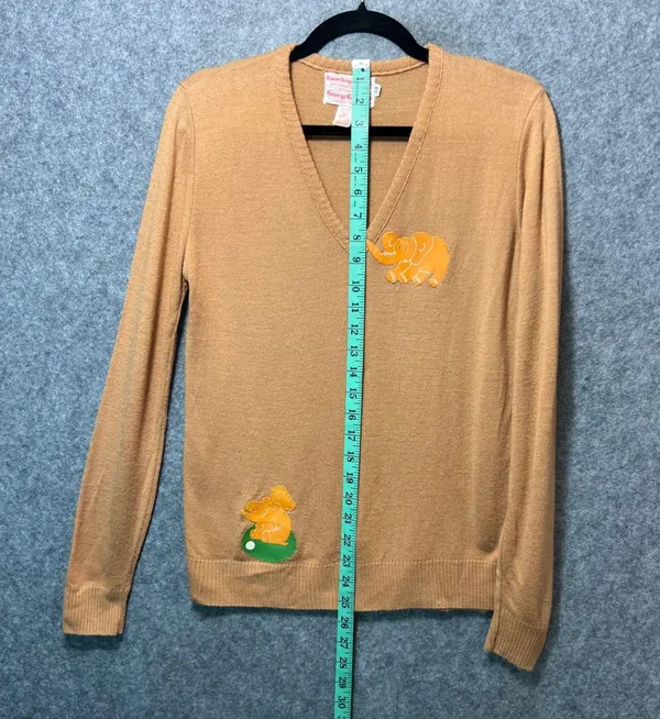 Vintage 60s 70s Owen Originals Elephant Appliqué V-Neck Sweater Tan Novelty Golf - Image 4