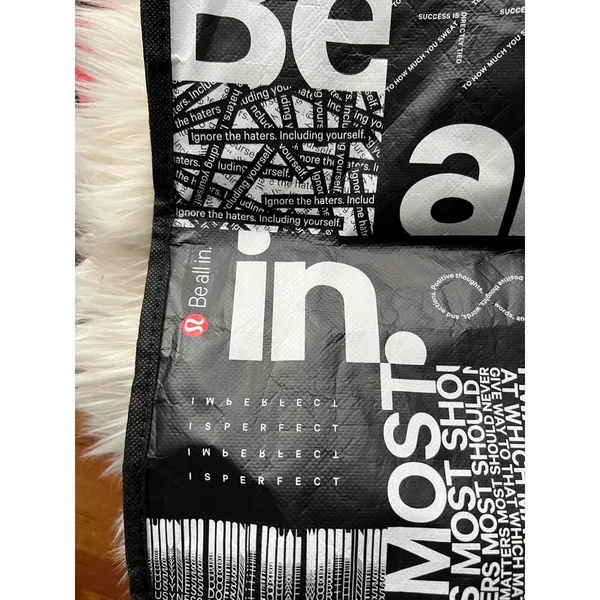 Lululemon Be All In Tote Bag - Stylish & Functional - Image 2