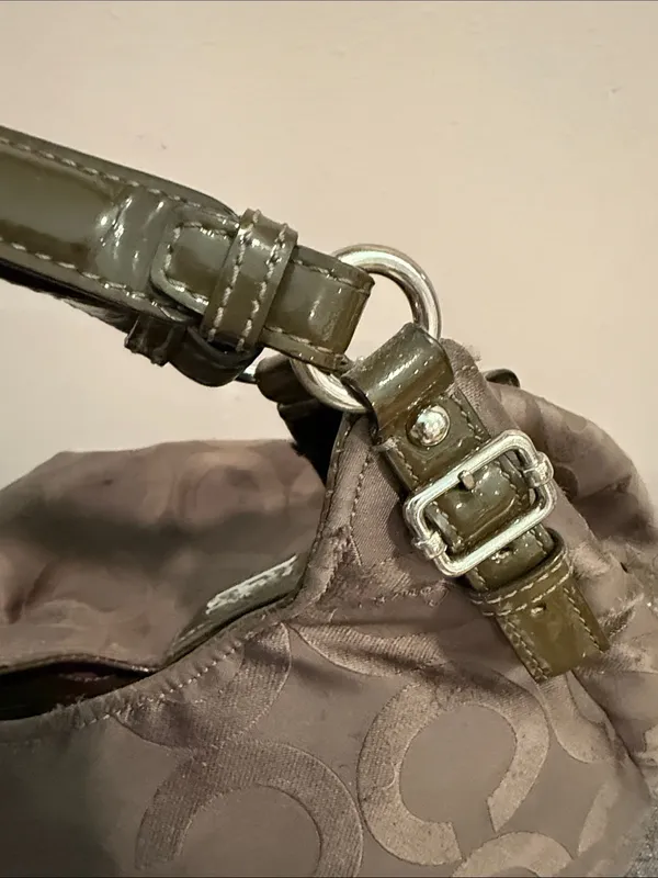 Coach Signature Shoulder Bag in Brown and Dark Olive Trim - Image 7