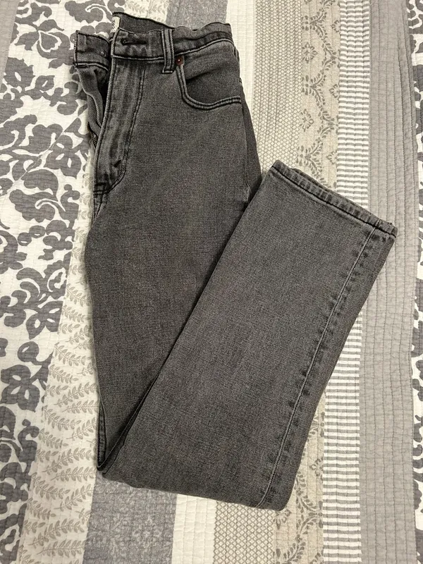 The Ankle Straight Ultra High Rise - Image 4