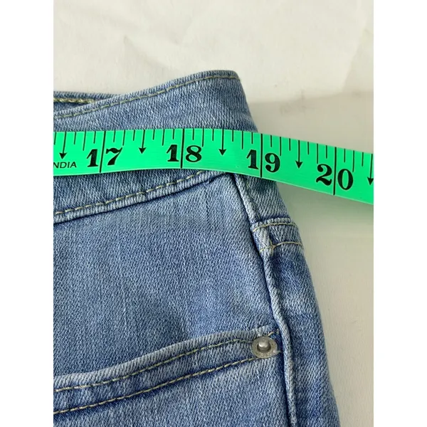 Levi's 311 Shaping Skinny Sz 34 Medium Wash Blue Stretch Denim Jeans Classic - Image 6