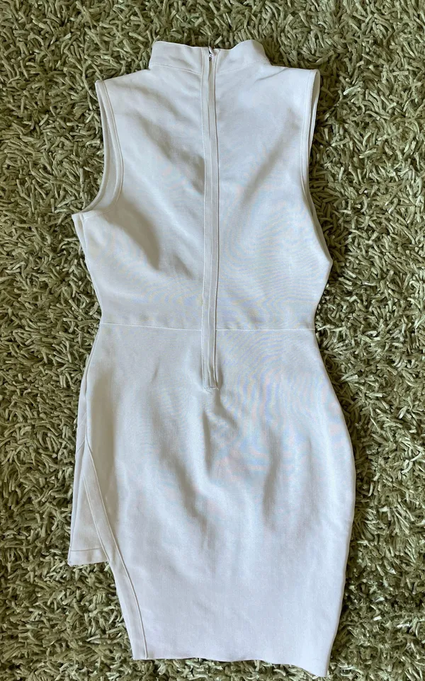 Missguided Bandage Choker Asymmetric Hem Bodycon Dress - Image 2