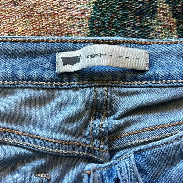 Levi's Y2K Vintage Blue Skinny Jeans with Slim Fit Straight leg SZ 26/30 Denim - Image 12