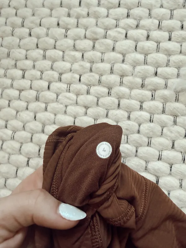 Lululemon Leggings - Image 3