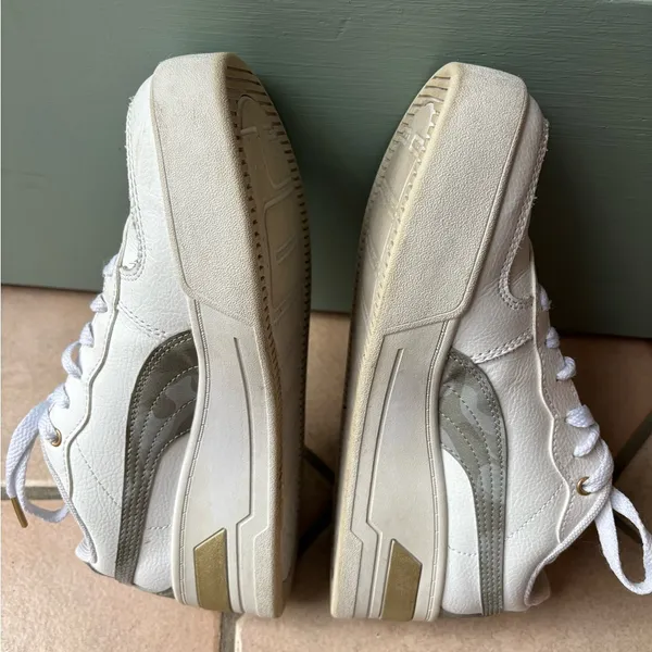 PUMA White Sneakers - Image 3