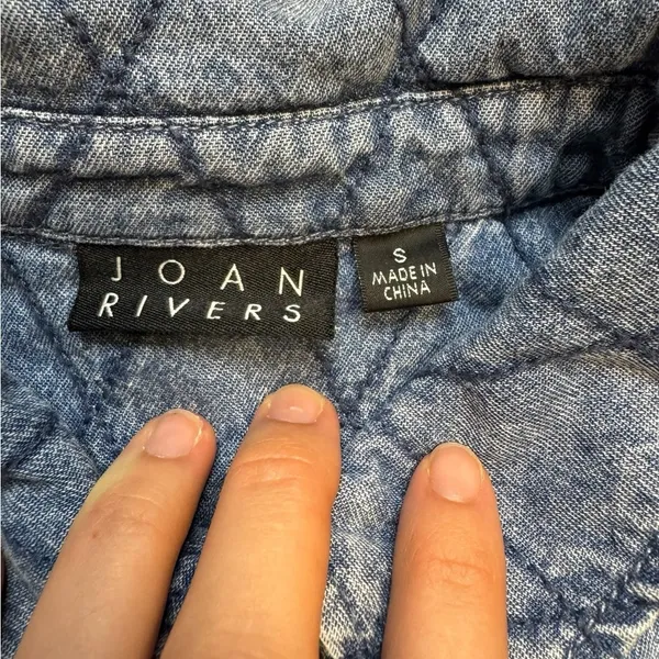 💙 Joan Rivers Denim‎ Boyfriend Shirt Diamond Stitch Women’s Small 💙 - Image 4