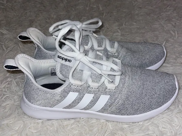 Adidas shoes - Image 3