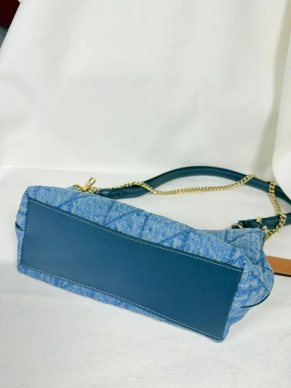 coach Caitlin Shoulder Bag With Quilting cdz89 - Image 5