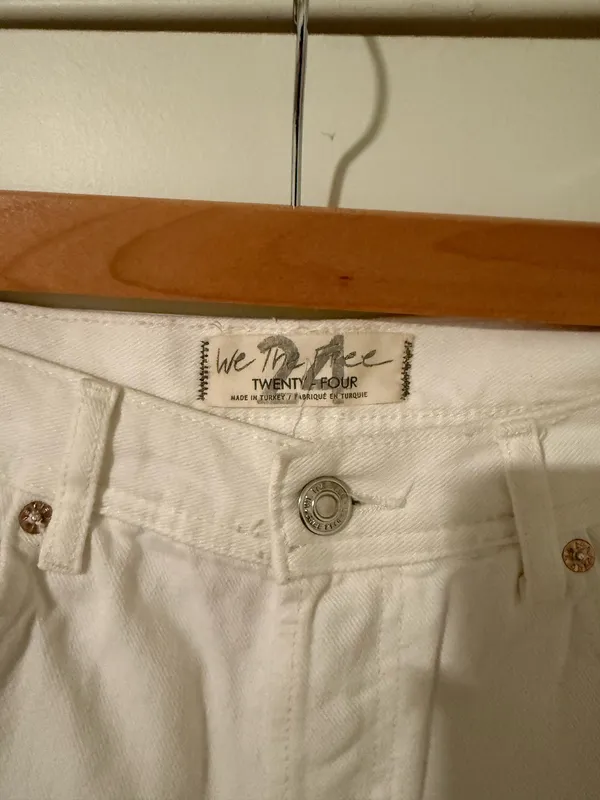 Free People Ripped White Jeans 24 - Image 2