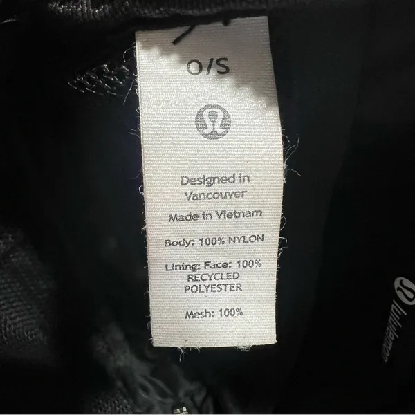 lululemon Everywhere Belt Bag Black OS unisex - Image 3