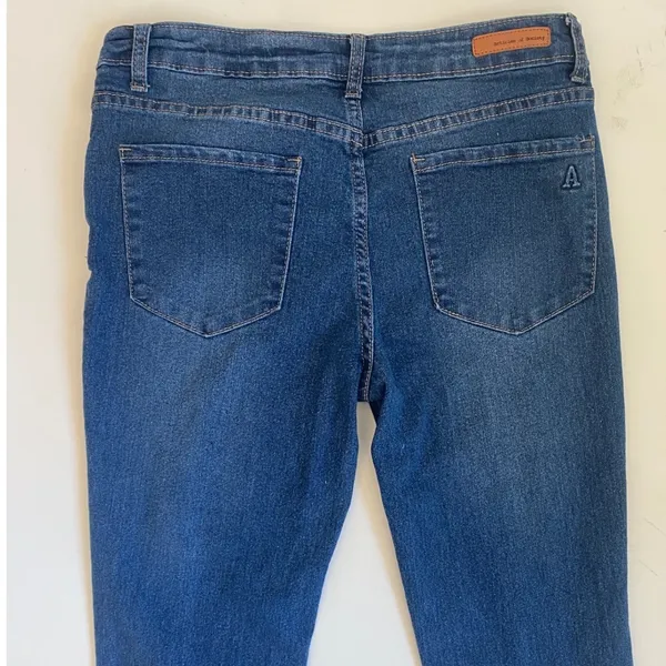 Articles of Society Indianola Distressed Flare Jeans Womens 7/28 Blue - Image 8