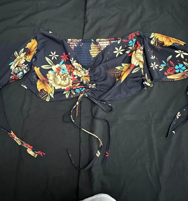 SheIn 2pc Vacay Set - Image 4