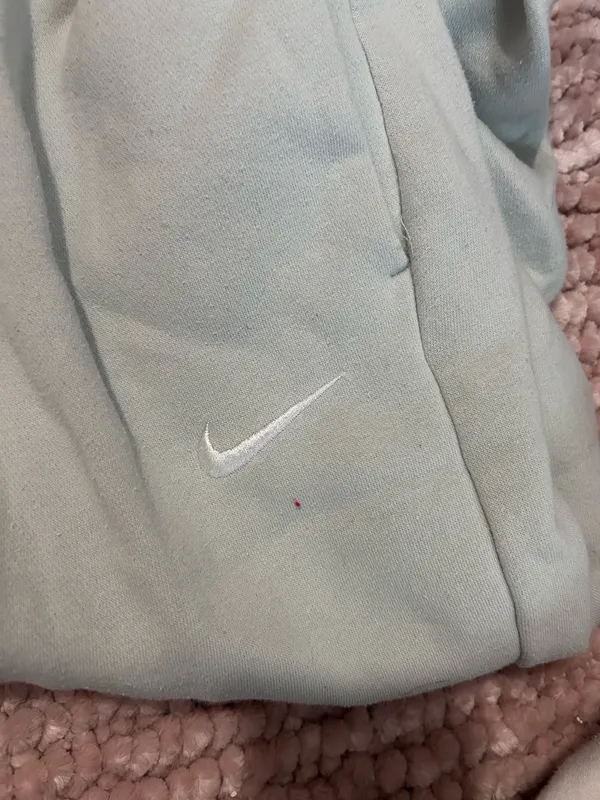 Nike joggers - Image 2