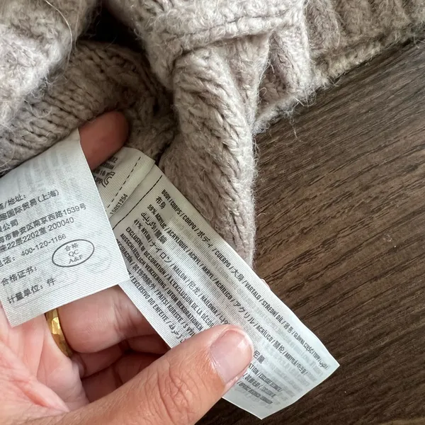 Abercrombie & fitch taupe pullover cable knit sweater - Image 5