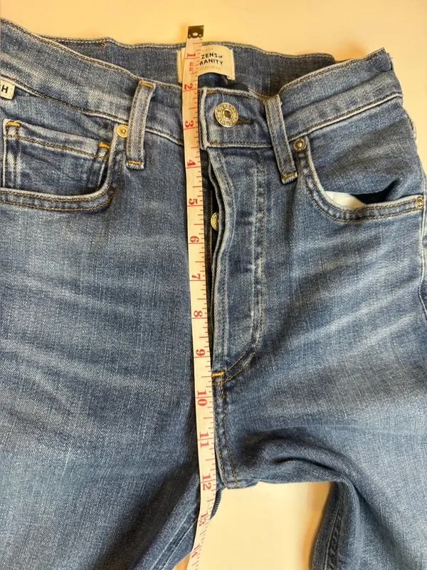 Citizens of Humanity Jeans Isola Short Boots in Lawless Wash, Button Fly Size 24 - Image 7