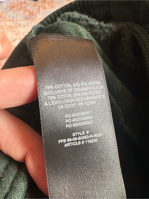 Aritzia Cozy Sweatfleece Mega fit Cargo wide leg Sweatpants dark green size M - Image 5