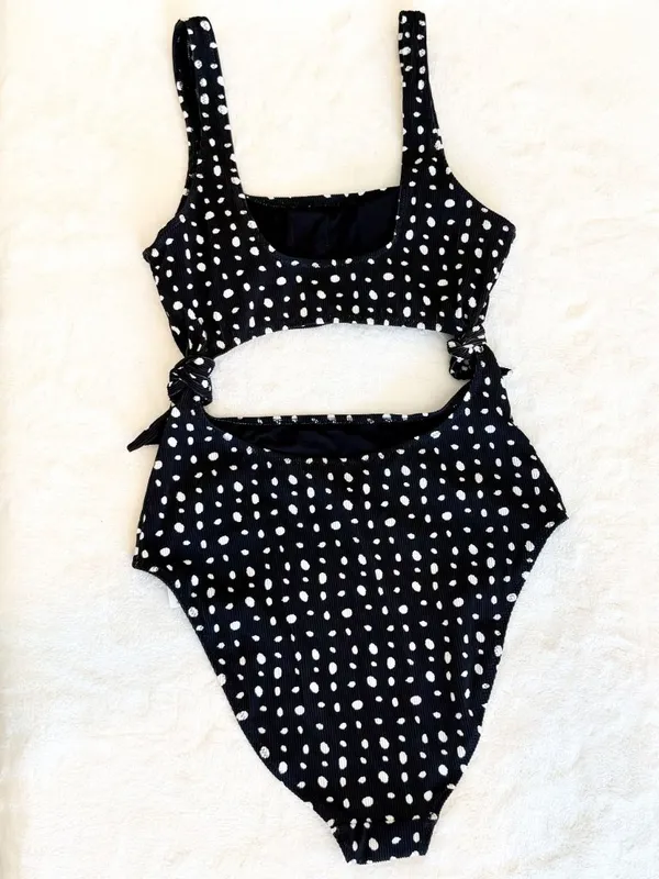 NWT Aerie Black and White Polka Dot Cut Out One Piece - Size: Medium - Image 5