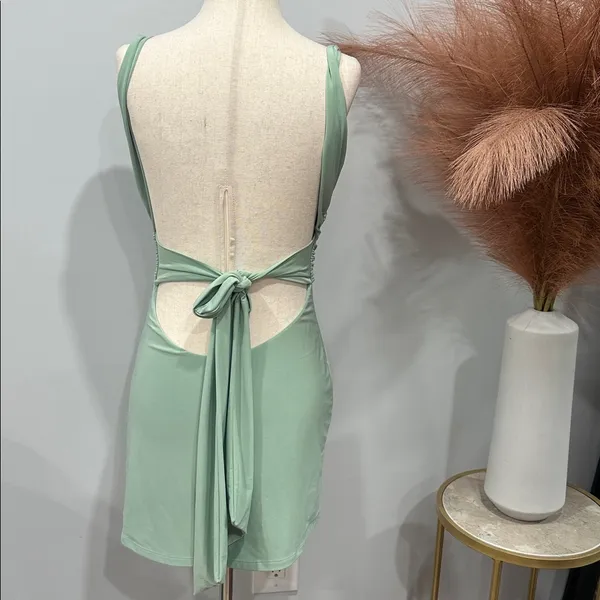 Elegant Mint Green Women's Dress - Image 5