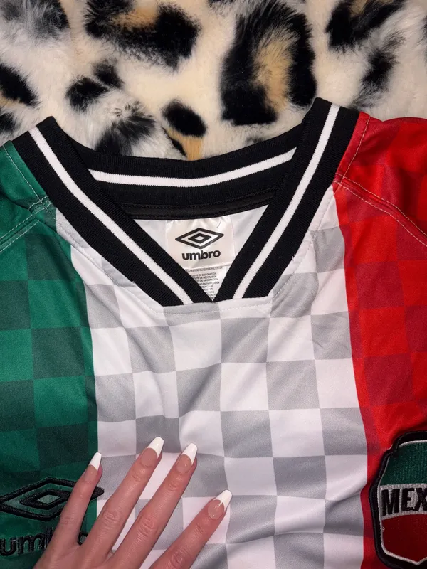 oversized umbro mexico soccer jersey  - Image 3