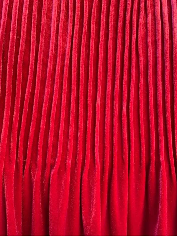Lila Rose Bridesmaid Red Velvet Knee Length Pleated Front Dress 6 - Image 6