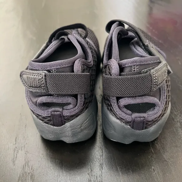 New NIKE Air Rift 'Triple Black' - Image 7