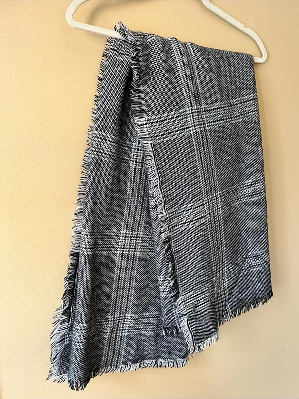 Gray Plaid Fringe Blanket Scarf - Image 6